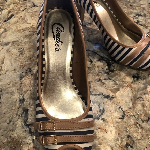Candies Heels Open Toe Buckle Navy & White Striped Canvas Size 7 - Picture 3 of 6